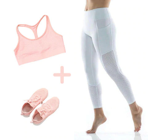 3 Effortless Ways to Style White Leggings