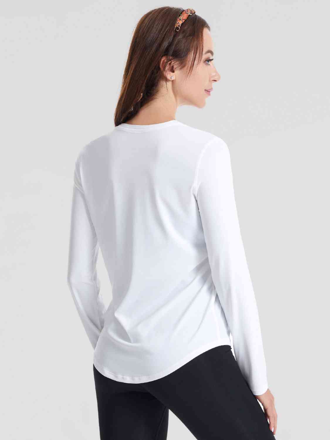 Round Neck Long Sleeve Sports Top